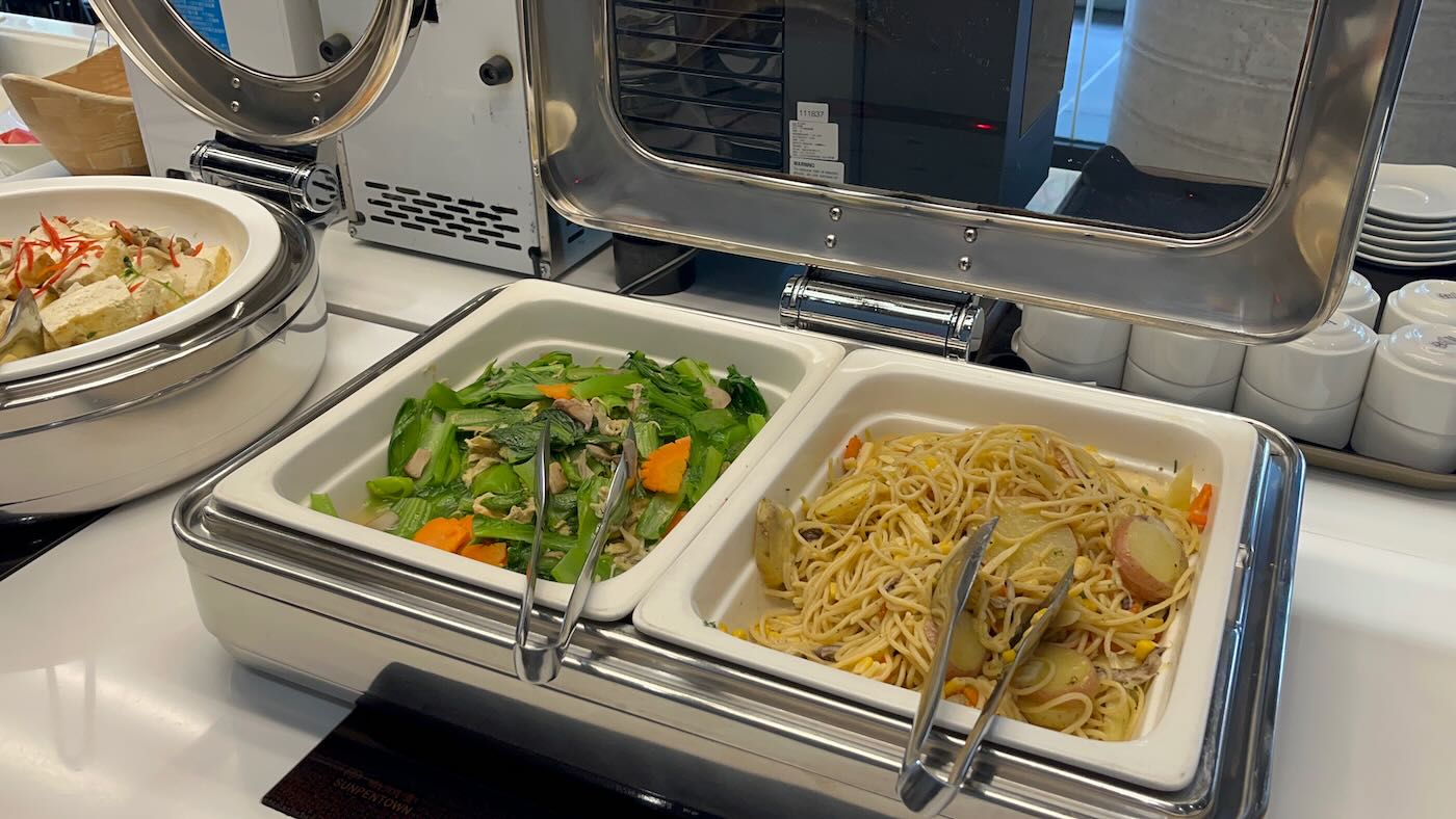 高雄住宿 巨蛋旅店 Hotel R14|竹風客房一大床|蓋婭餐廳素食早餐 巨蛋站前一分鐘 日式簡約風格旅館推薦 - 一口冒險 Bitesized Adventure 高雄住宿 巨蛋旅店 Hotel R14|竹風客房一大床|蓋婭餐廳素食早餐 巨蛋站前一分鐘 日式簡約風格旅館推薦 - 一口冒險 Bitesized Adventure