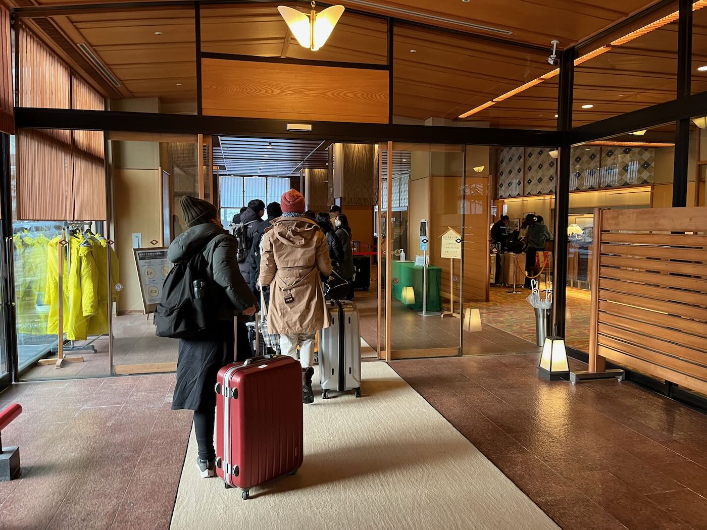 北海道住宿 定山溪 花楓葉 Hana Momiji 花もみじ溫泉旅館一泊二食 離札幌最近的溫泉鄉 - 一口冒險 Bitesized Adventure