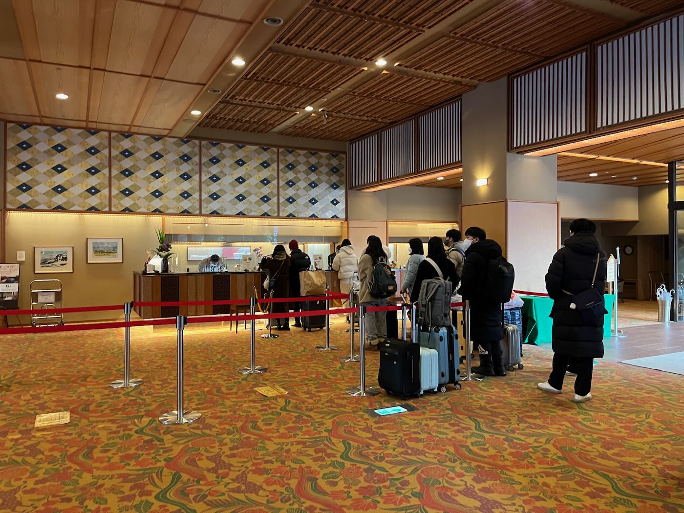 北海道住宿 定山溪 花楓葉 Hana Momiji 花もみじ溫泉旅館一泊二食 離札幌最近的溫泉鄉 - 一口冒險 Bitesized Adventure