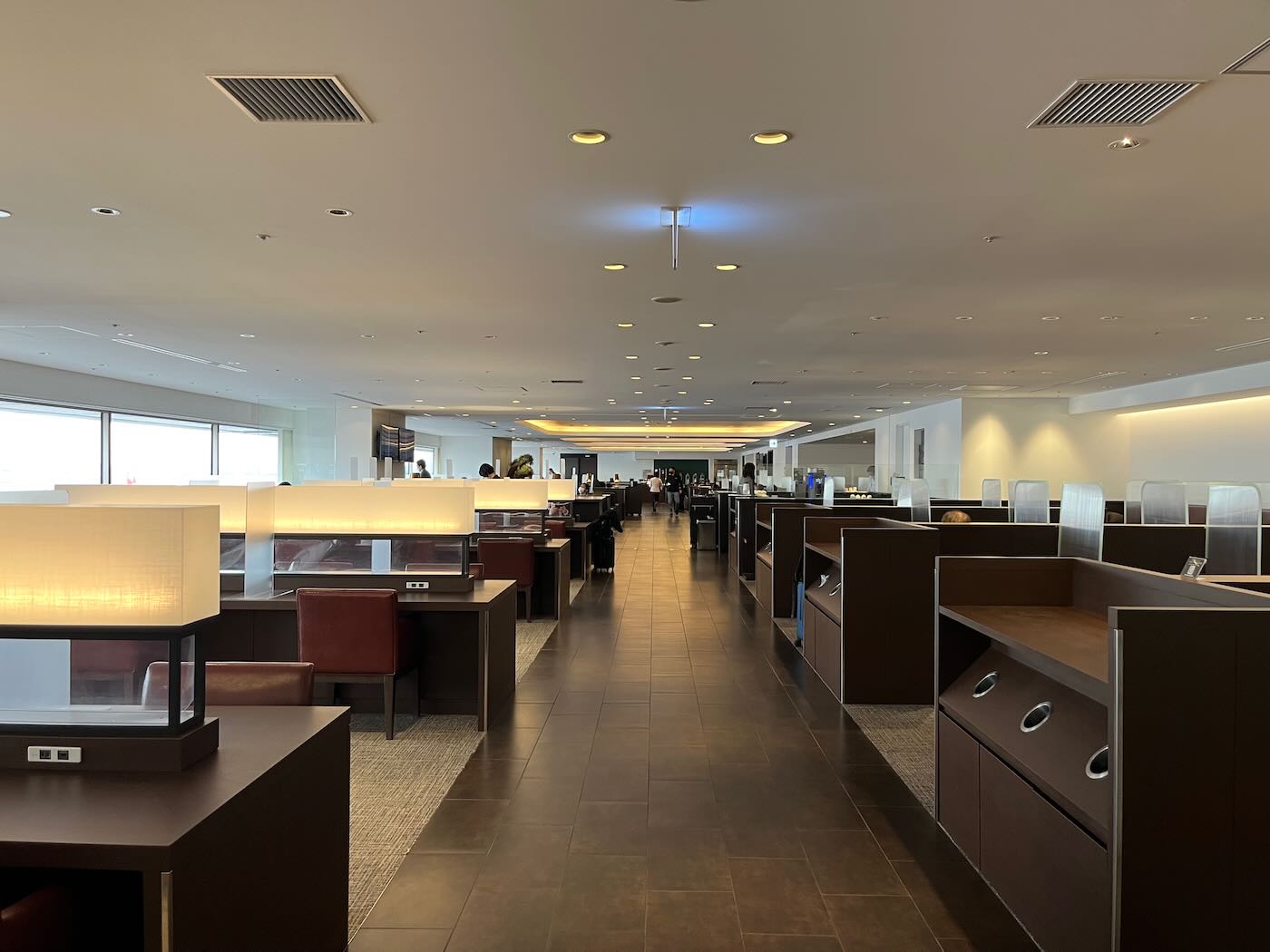 貴賓室 JAL Diamond Premier Lounge 日航頭等貴賓室 羽田機場國內航廈北翼 - 一口冒險 Bitesized Adventure