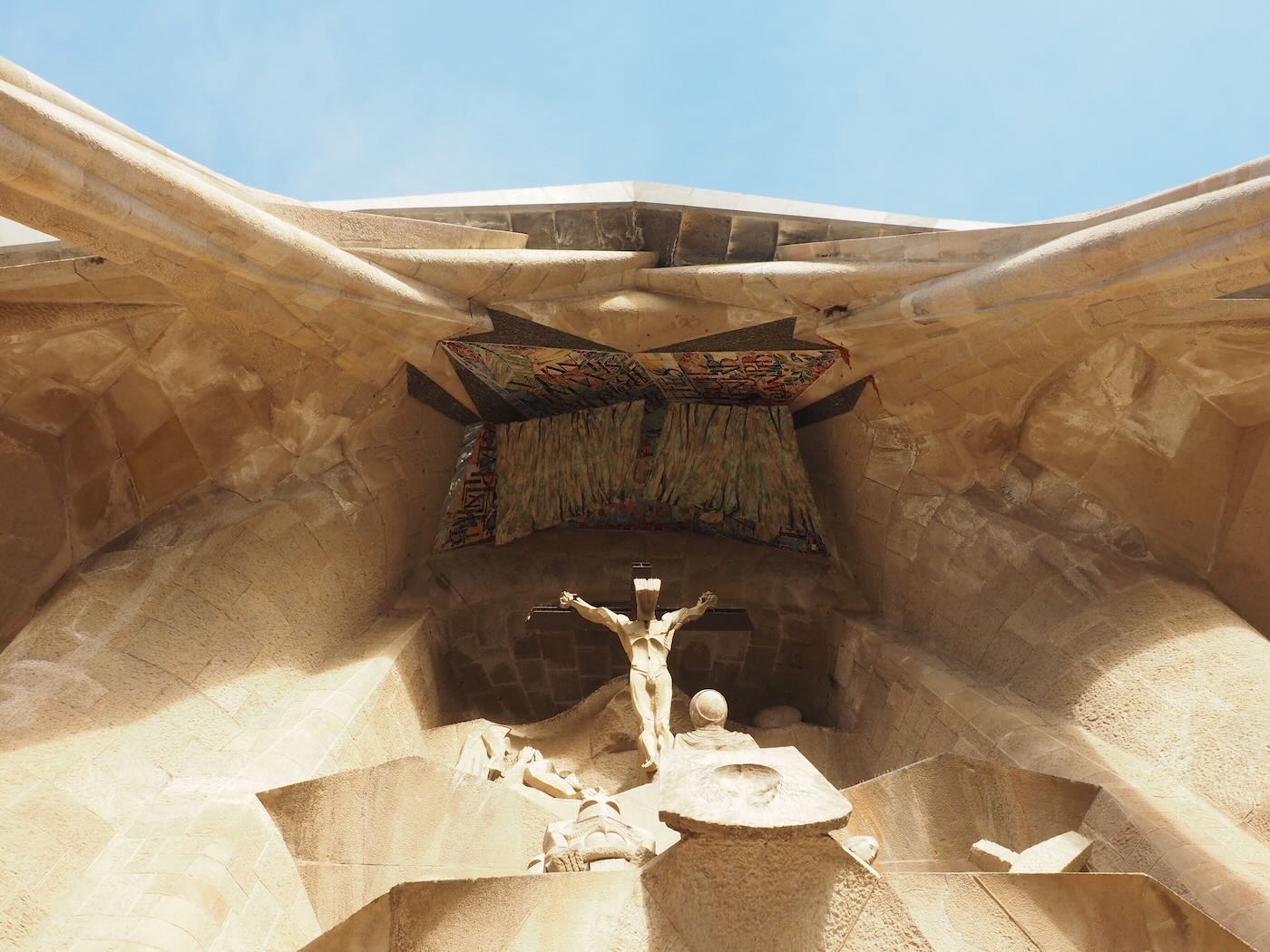 巴賽隆納景點 聖家堂 La Sagrada Familia - 一口冒險 Bitesized Adventure 巴賽隆納景點 聖家堂 La Sagrada Familia - 一口冒險 Bitesized Adventure