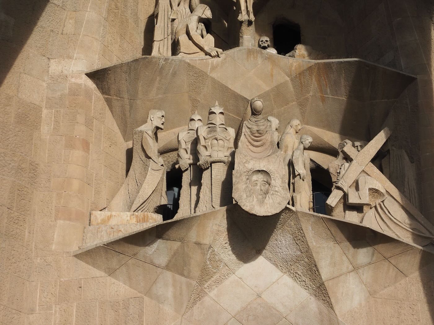 巴賽隆納景點 聖家堂 La Sagrada Familia - 一口冒險 Bitesized Adventure 巴賽隆納景點 聖家堂 La Sagrada Familia - 一口冒險 Bitesized Adventure