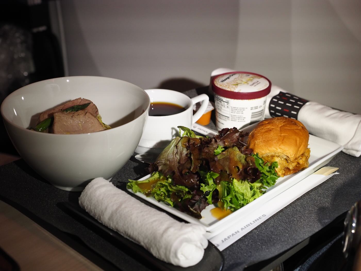 飛行紀錄 日本航空 JL11 美國達拉斯 – 東京成田 789 商務艙 JAL Sky Suite - 一口冒險 Bitesized Adventure 飛行紀錄 日本航空 JL11 美國達拉斯 – 東京成田 789 商務艙 JAL Sky Suite - 一口冒險 Bitesized Adventure