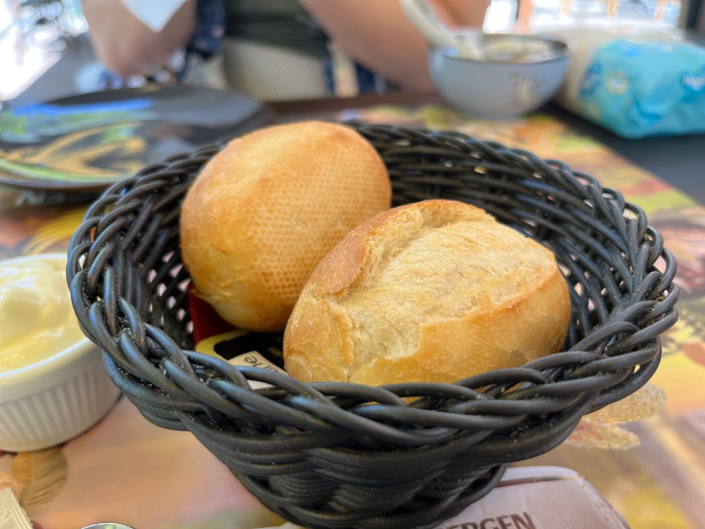 布魯塞爾美食 超美味淡菜鍋 Grimbergen Bruxelles Cafe - 一口冒險 Bitesized Adventure 布魯塞爾美食 超美味淡菜鍋 Grimbergen Bruxelles Cafe - 一口冒險 Bitesized Adventure