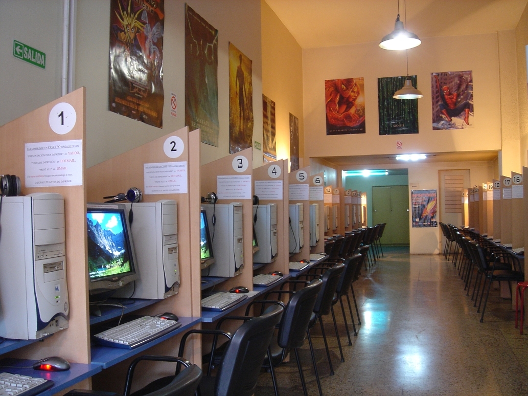 El paso de los cyber cafe y los juegos en red Bitwares