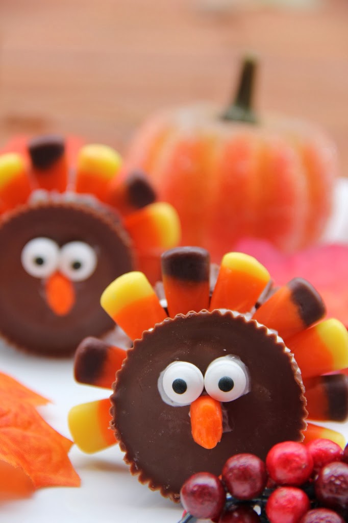 Reese's & Oreo Turkey Treats