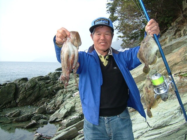 愛媛県三崎半島三崎に1月8日～9日に掛けカワハギ釣りに出かけた、12月25日大物を釣り落とした悔しさもありサイド挑戦26cmの