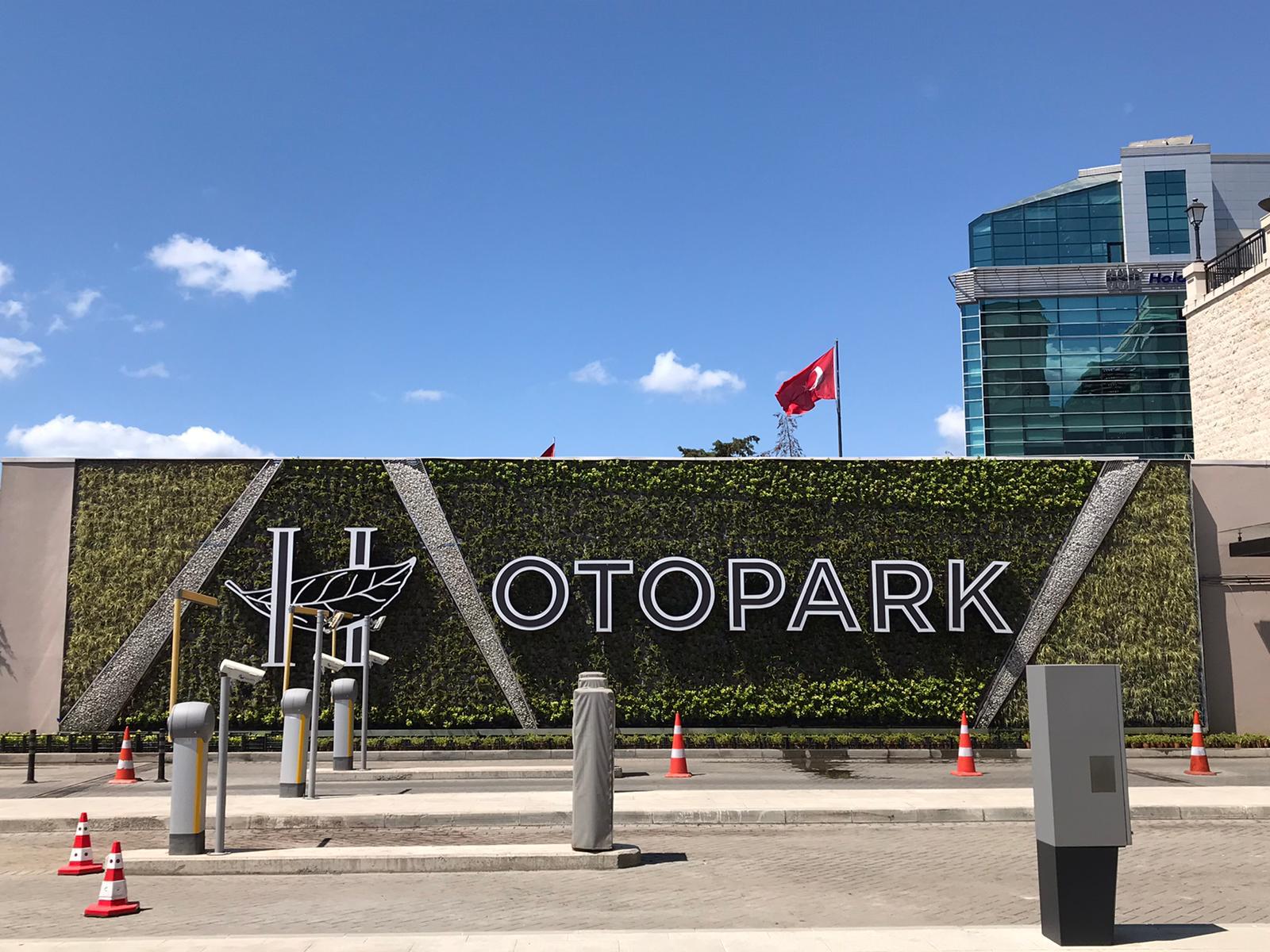 HILLTOWN MALL / İSTANBUL Biyopeyzaj Landscaping and Project Designing