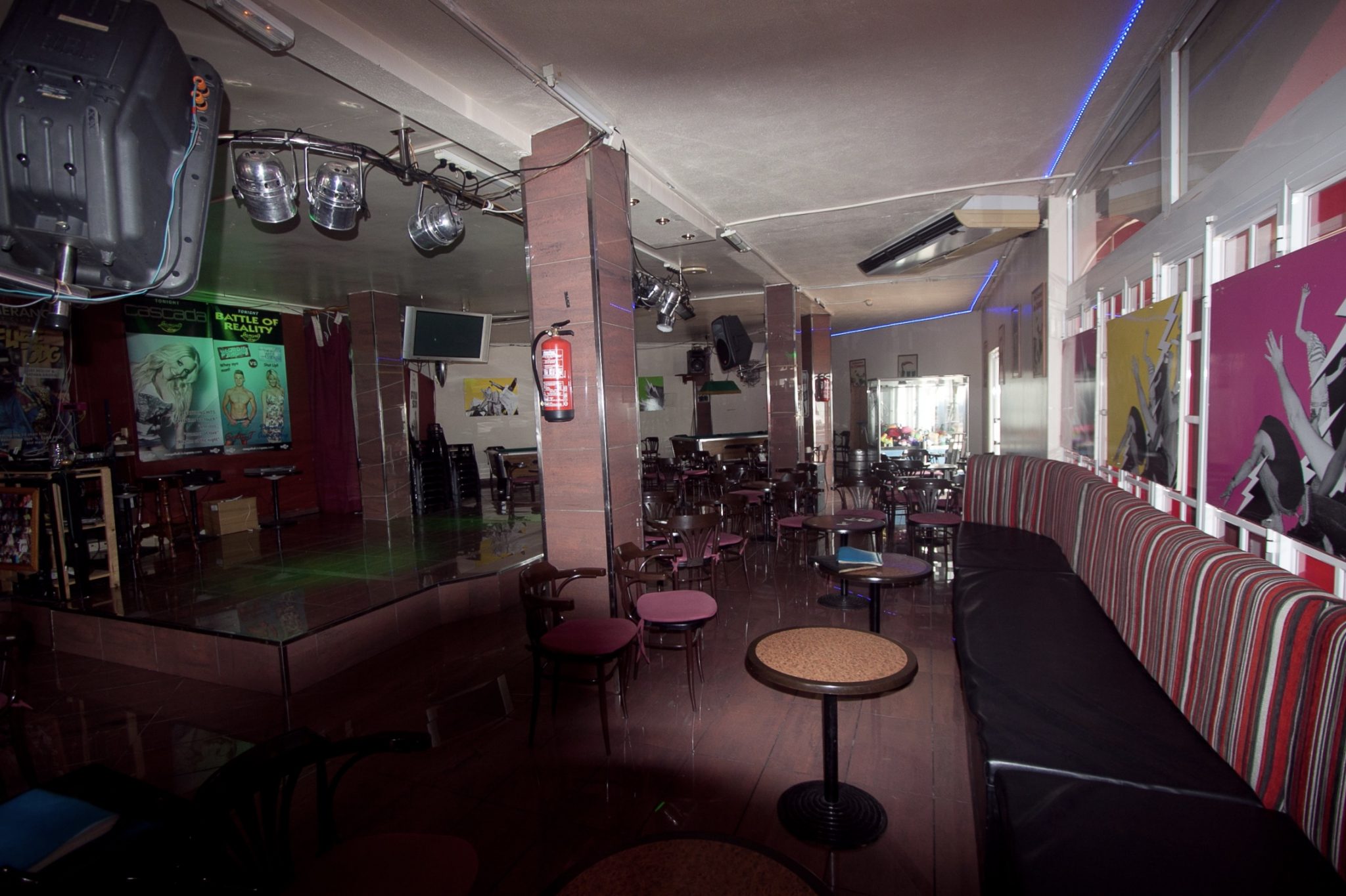 Large Cabaret Bar And Venue In Santa Ponsa For Sale Bizbalears