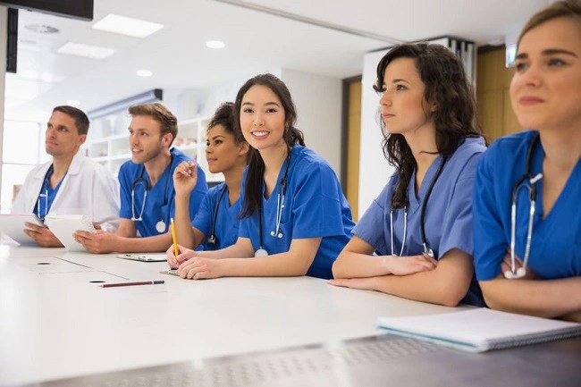 Du học Ontario, Canada ngành Personal Support Worker ngành nghề có k