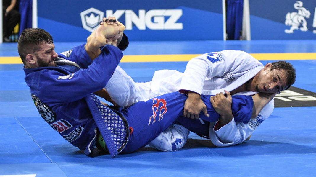 Brazilian JiuJitsu Basic Moves What To Teach Beginners BJJ World