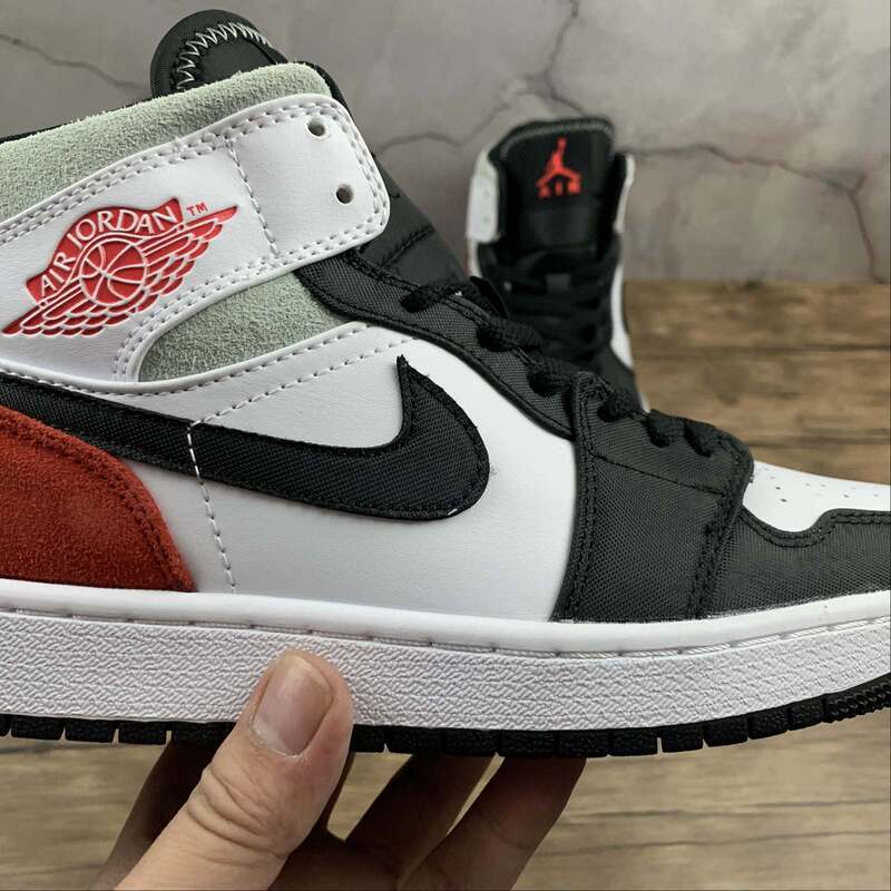 AIR JORDAN 1 MID RED BLACK TOE Bjohn Sneakers