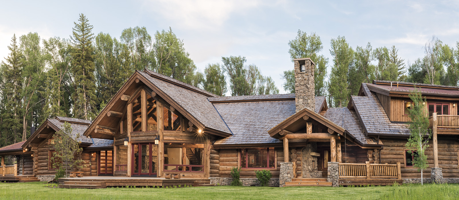 Custom Log Homes Bjornsen Builders
