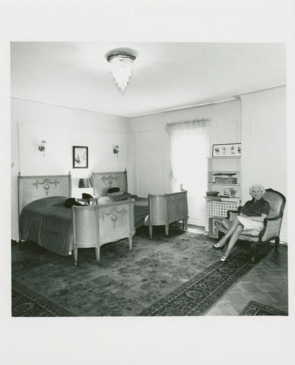 A Look Inside Flatbush Homes In 1978, Through The Lens Of Dinanda Nooney