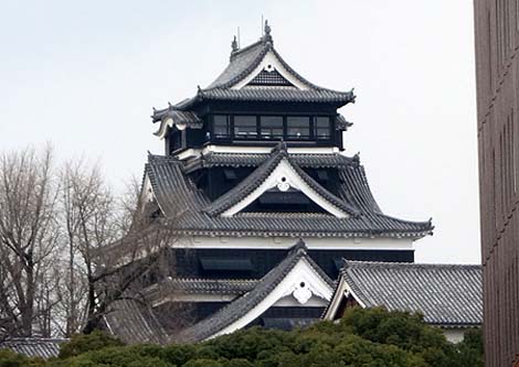 外国人に大人気！日本の美しくてかっこいい名城ベスト18 | 日本の城の中で一番かっこいい天守閣だと思っています「熊本城」（外観復元天守） | 人生気ままB級グルメで♪ ～コミュ障アラフィフおっさんセミリタイア放浪記～