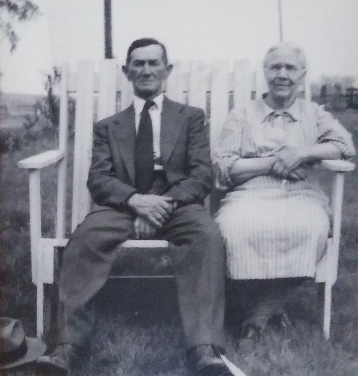 Grandma Sadie’s Farmhouse Black Walnut Sweetbread Hammons Black Walnuts