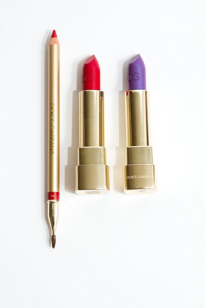 How To Avoid Red Wine Stains On Your Lips