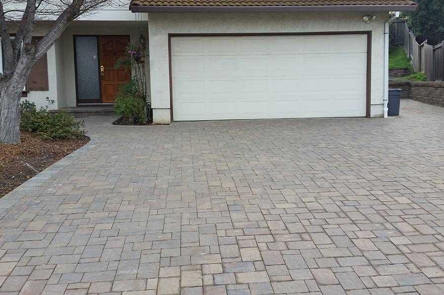 Driveways Black Diamond Paver Stones & Landscape Black Diamond