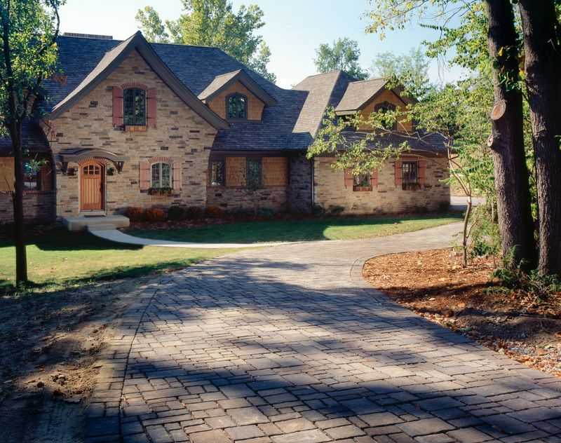 Driveways Black Diamond Paver Stones & Landscape