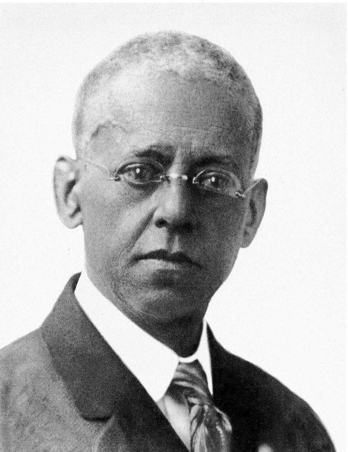 21 Black Heroes They Failed to Mention in School