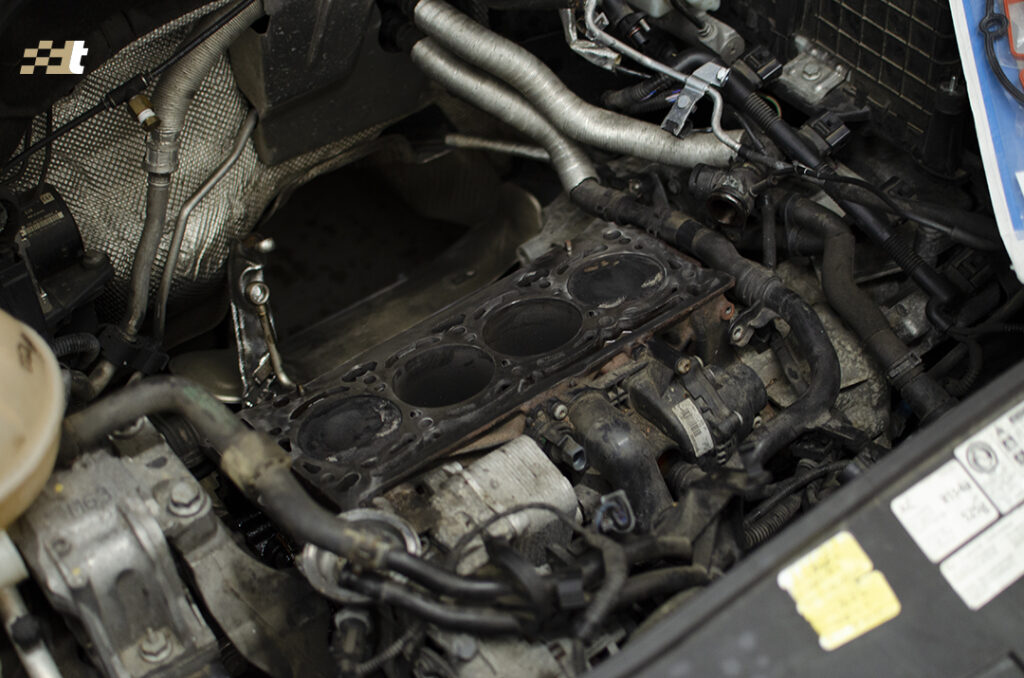 MK6 GTI 2.0T Timing Chains Service Black Forest Technik