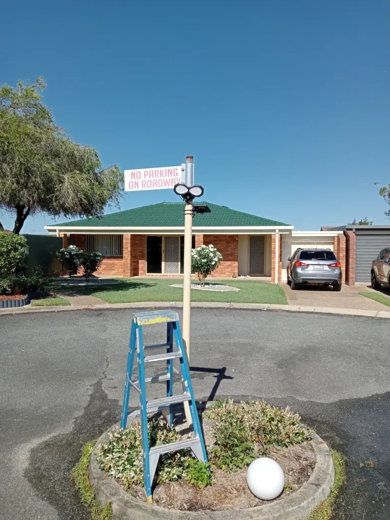 Peninsula Gardens Kippa Ring BlackFrog