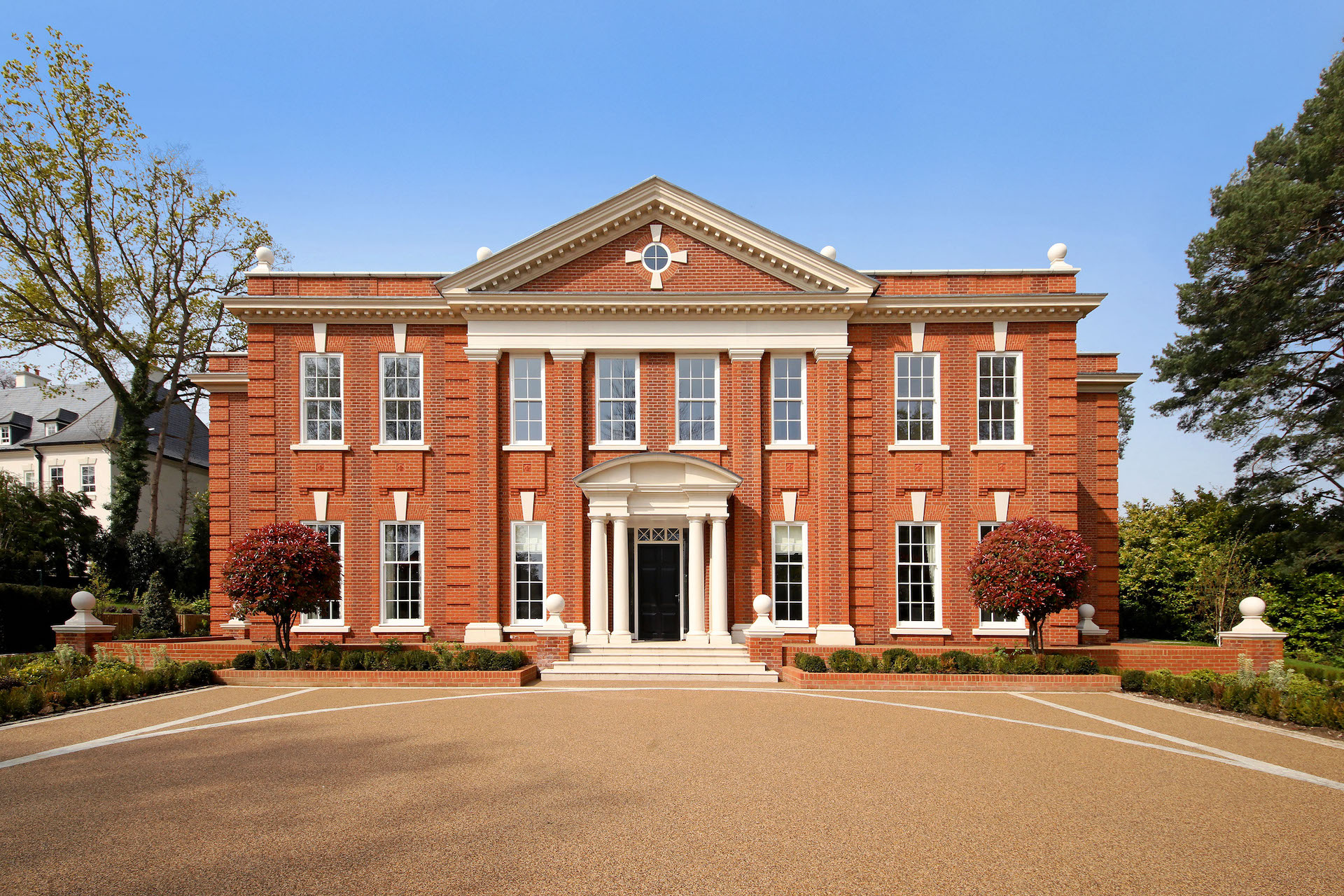 PRIVATE SURREY ESTATE GROSVENOR HOUSE » Blackhaus Developments
