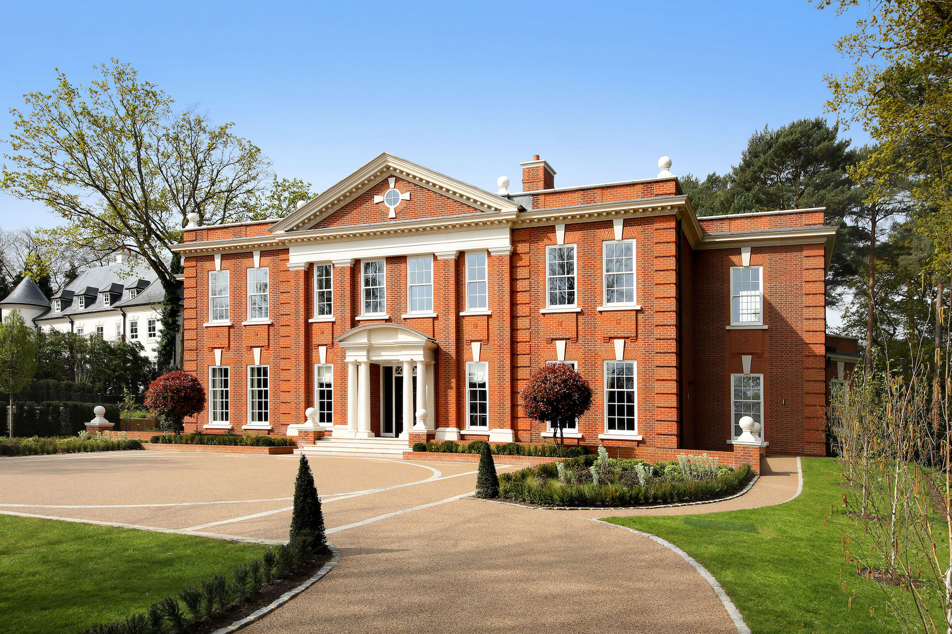 PRIVATE SURREY ESTATE GROSVENOR HOUSE » Blackhaus Developments