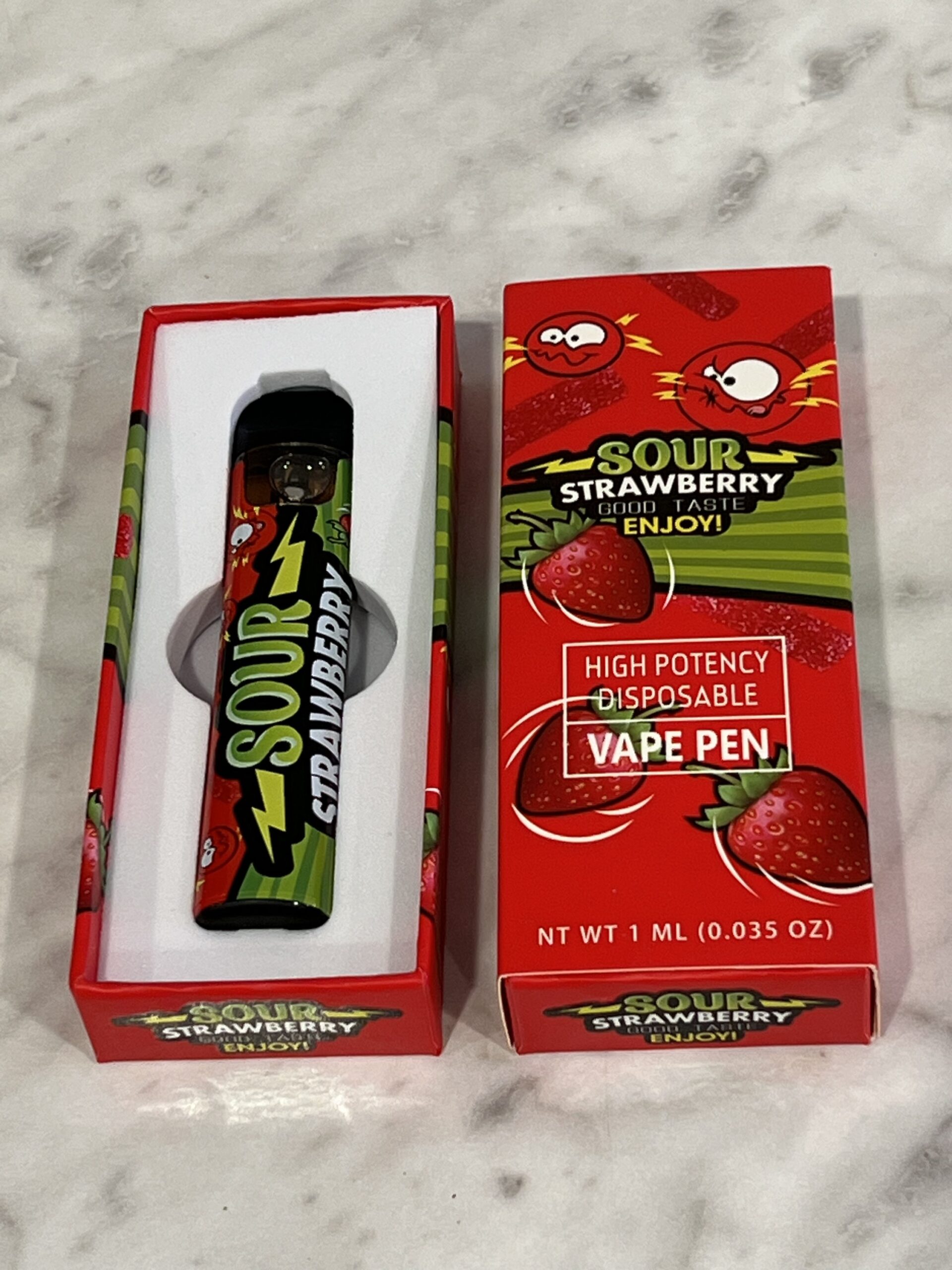 Sour Strawberry THC Disposable Vape 1ml Black Label Hemp