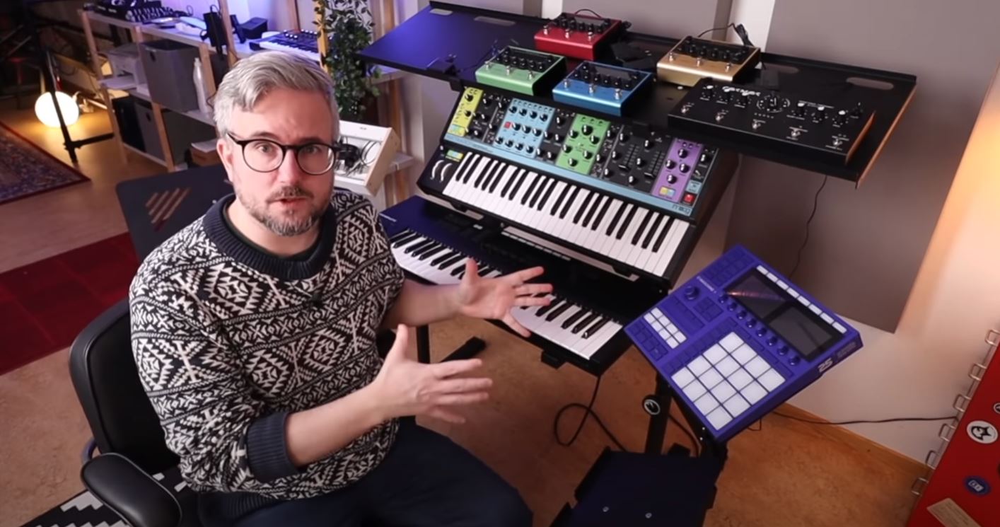 Build an Epic Synthesizer Setup with Bo Beats & Black Panther Keyboard