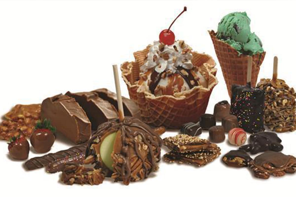 Kilwins Chocolates Fudge & Ice Cream features Bakery & Dessert cuisine