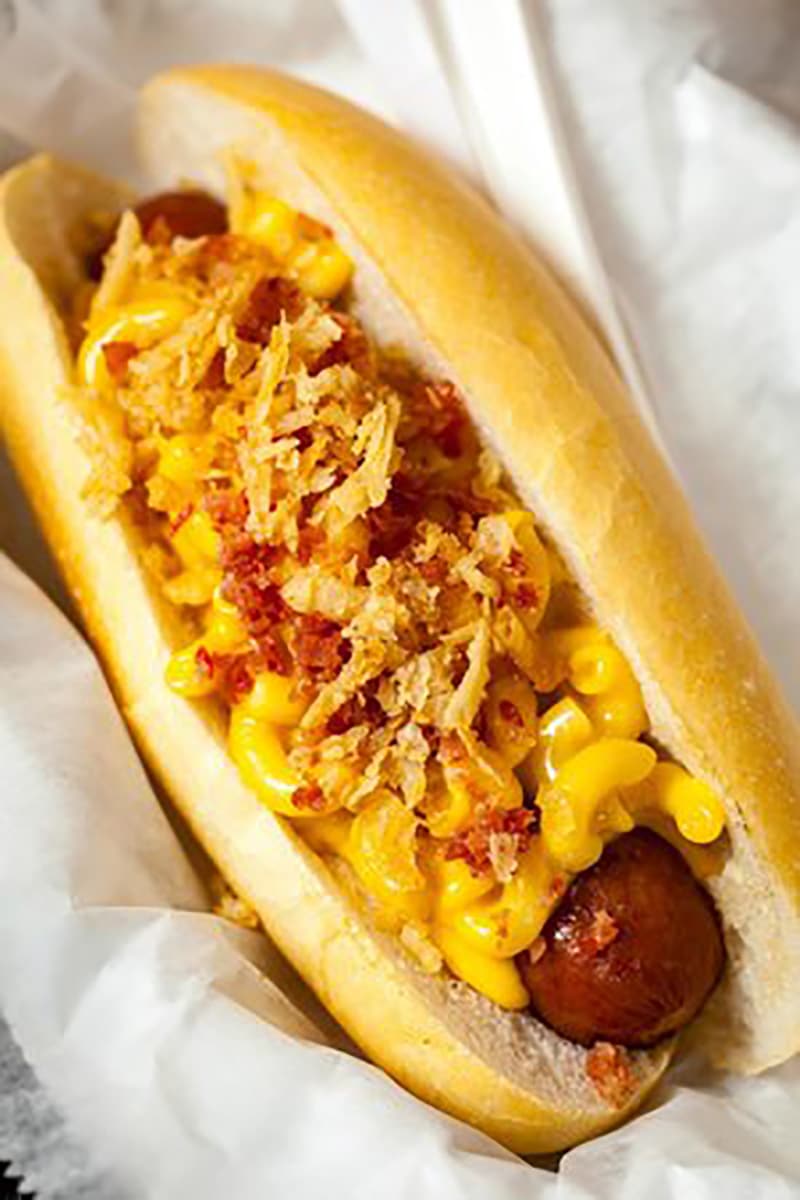 Steve’s Hot Dogs features American cuisine in St. Louis, Missouri