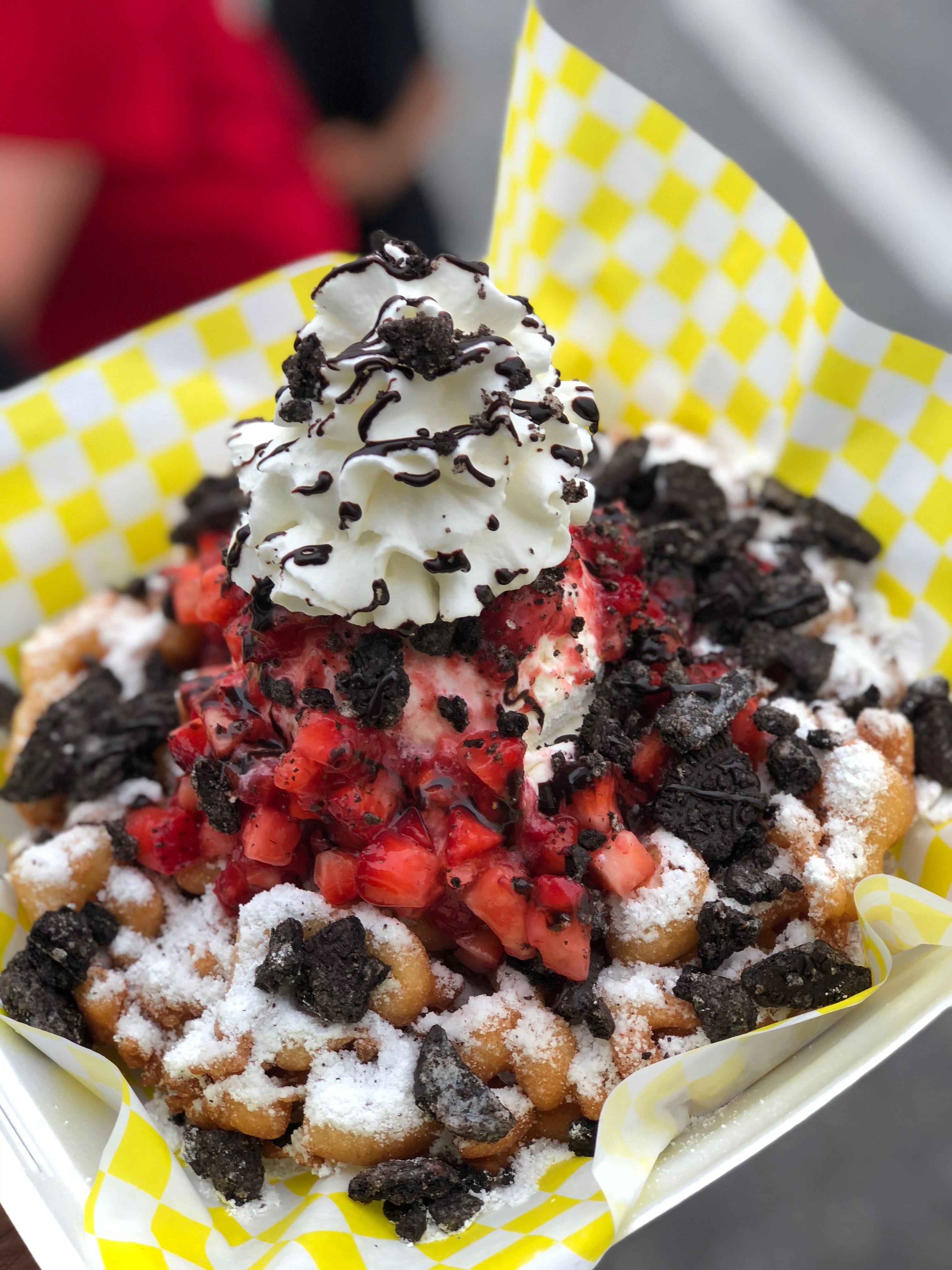 Funnel Cake En Los Angeles Unique and Different Wedding Ideas