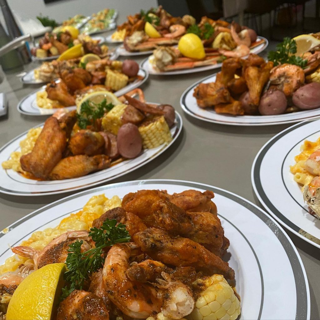 Soul Platters features Soulfood cuisine in Chandler, Arizona