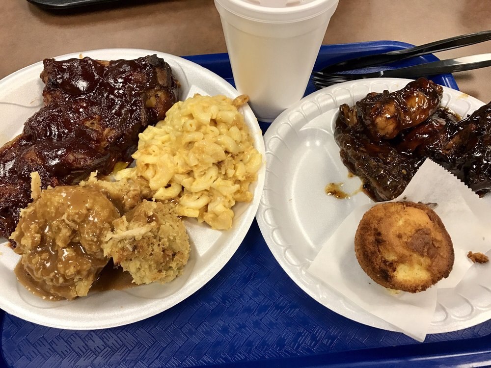 Nana Morrison’s Soul Food features Soulfood cuisine in Charlotte, North