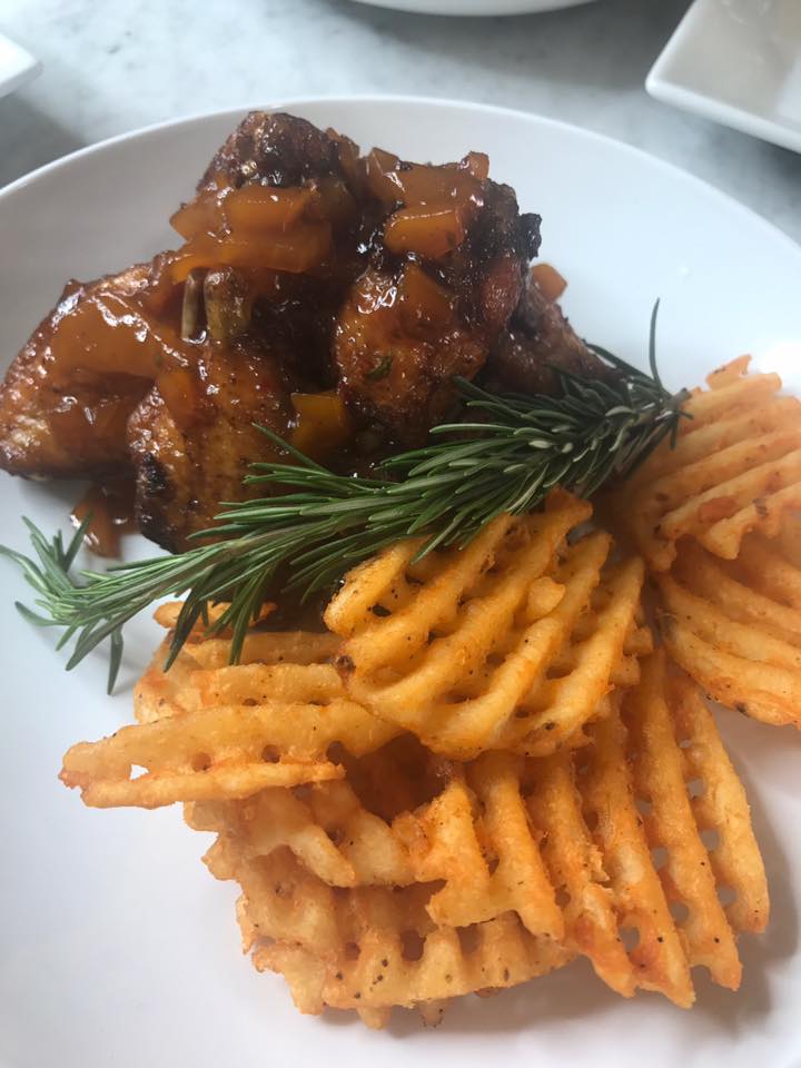 Brooklyn Wing House features American cuisine in New York, New York