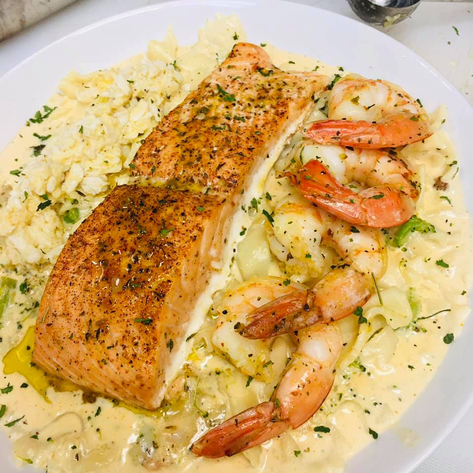 Creole With a Splash of Soul features Creole & Cajun cuisine in St