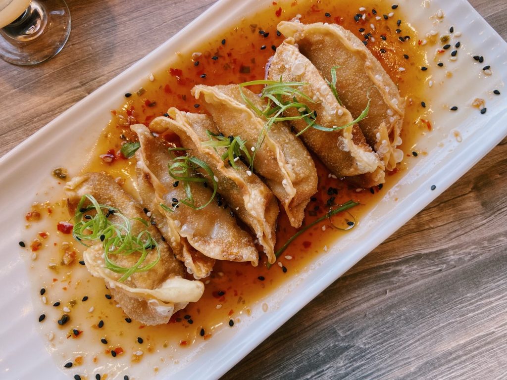 Matchbox Cathedral Commons features American cuisine in District of