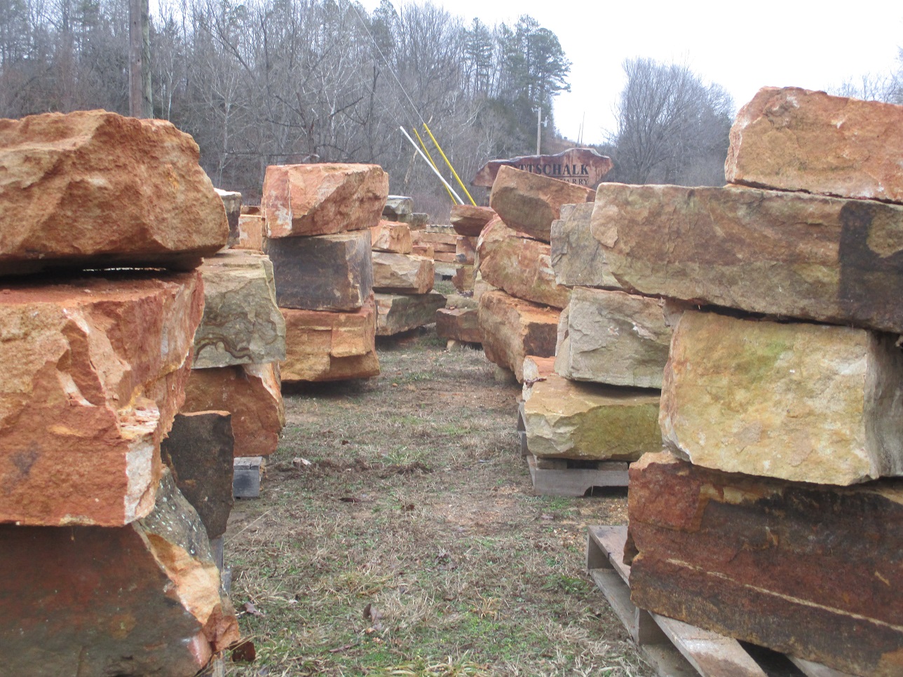 Quarry Direct Missouri Ozark Natural Outcropping Ledgerock Boulders