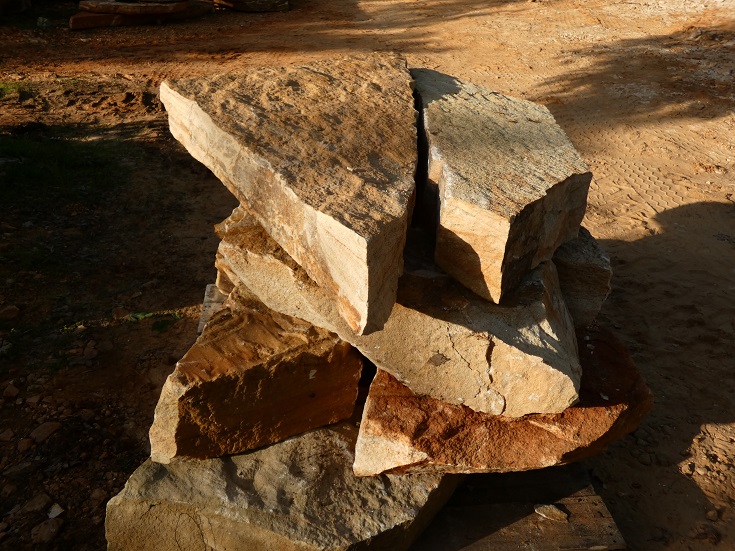 Quarry Direct Missouri Ozark Natural Outcropping Ledgerock Boulders