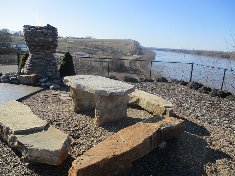 Quarry Direct Missouri Ozark Natural Outcropping Ledgerock Boulders