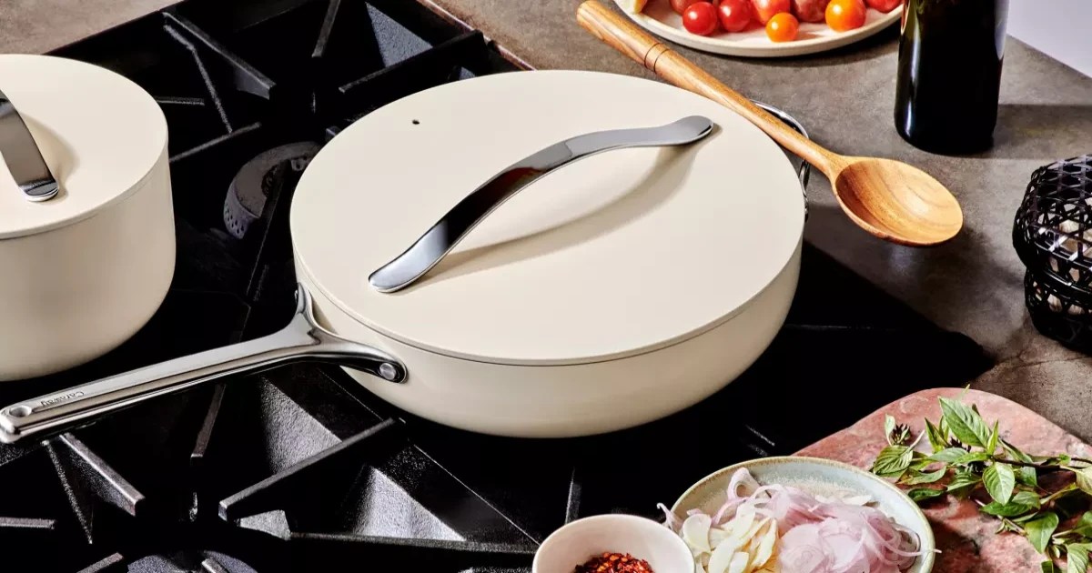 Top 5 Best Saute Pan Reviews & Comparison 2023