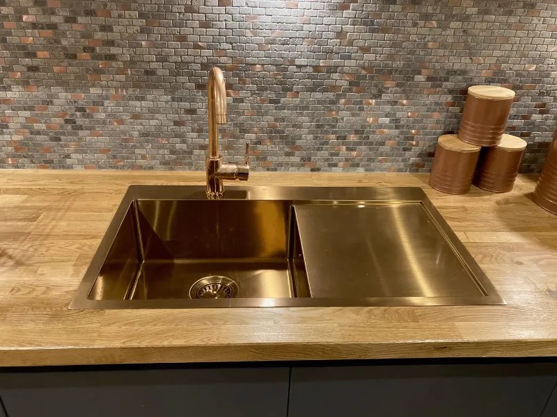 Top 15 Best Gold Kitchen Sink Reviews & Comparison 2023