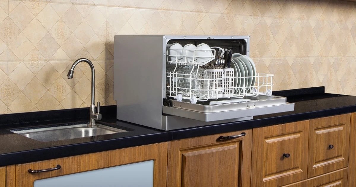 Farberware Professional FCD06ABBWHA Compact Portable Countertop