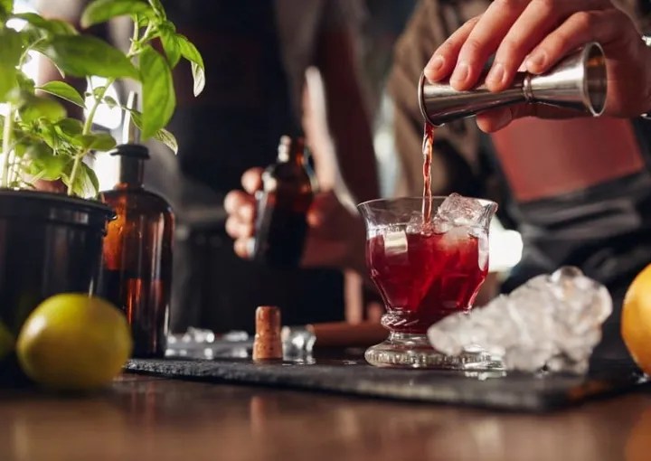 Top 15 Best Home Bar Kits Reviews & Comparison 2023