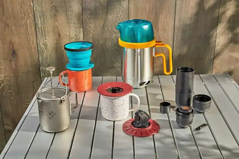 Top 10 Best Coffee Makers That Keep Coffee Hot Reviews 2023