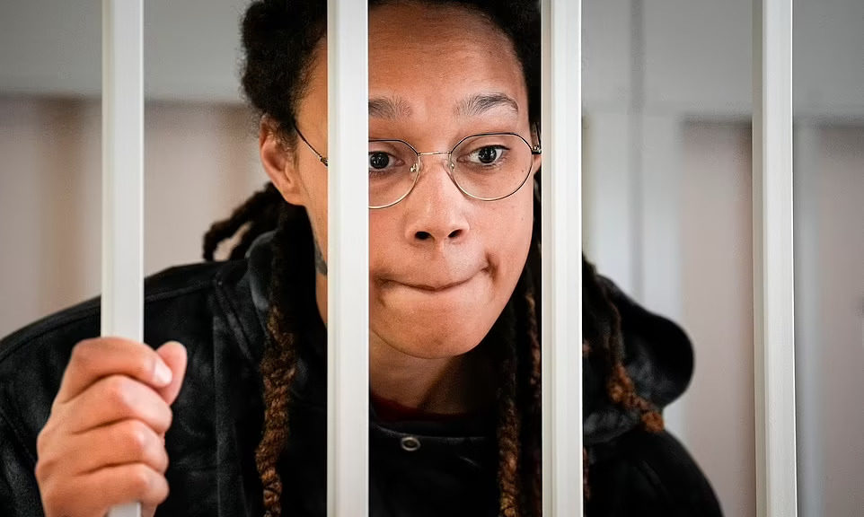 Brittney Griner Only Allowed to Shower Twice a Week and Is Only Allowed(024)