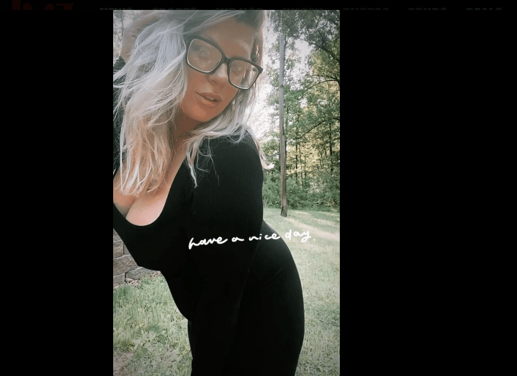 Married Brittany Fortinberry Who Requested “Group Sex” From Teenage