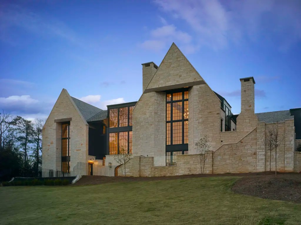 Ridgeview Drive West Blackstone Construction