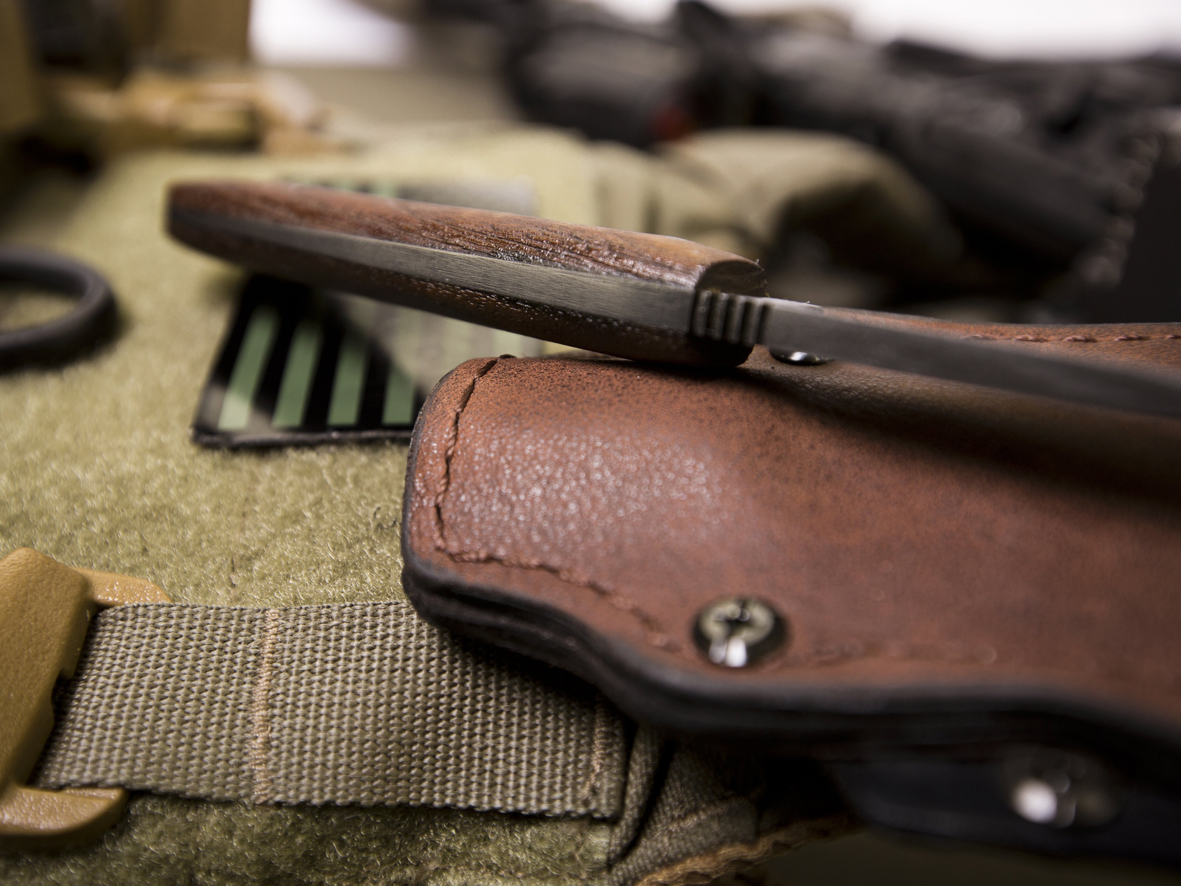 Winkler Knives Operator Knife 80CrV2 Blade Maple Handle 016 Black